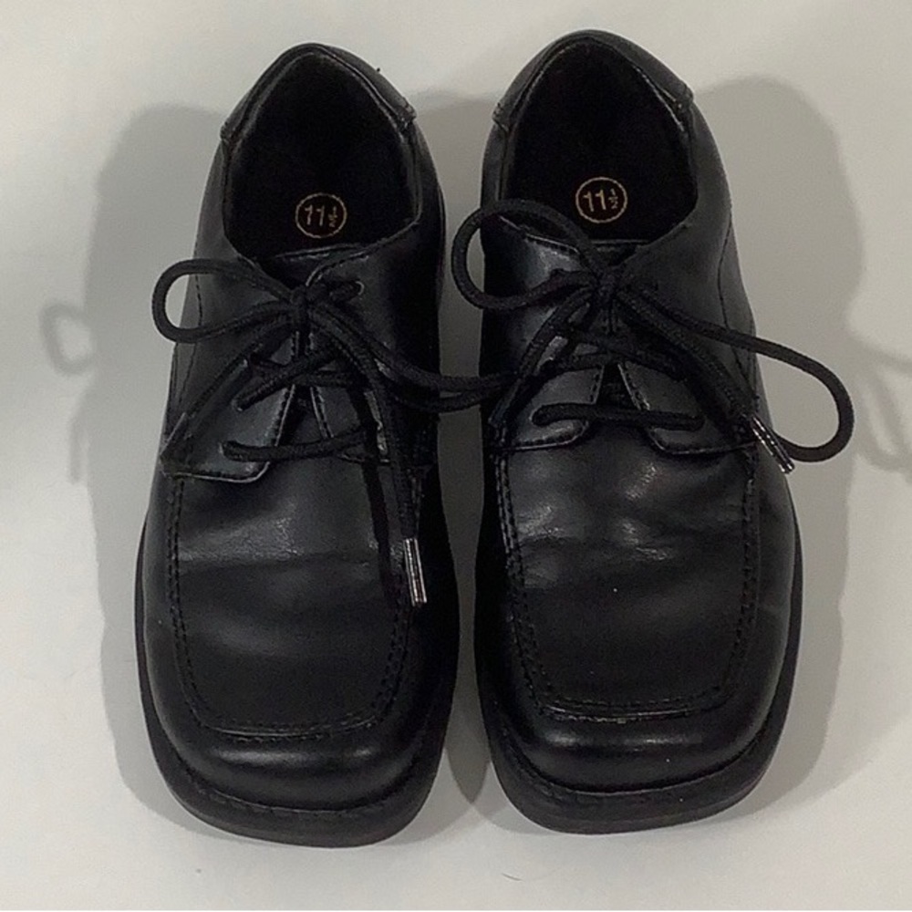 EUC Toddler Boys Black Dress Shoes Size 11.5